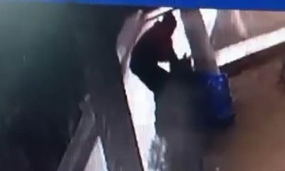 Su paralarına göz diken hırsız güvenlik kamerasına yakalandı