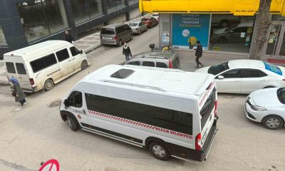 Bilecik’te duyarsız sürücüler trafiği kilitlemeye devam ediyor