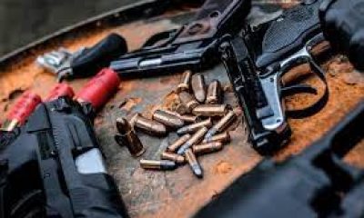 Polis ekiplerinden ateşli silah ve bıçaklarla ilgili çalışma