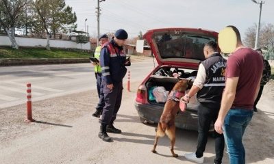 Ateşli silahlar ve bıçaklarla ilgili gerçekleştirilen çalışmada 7 şahıs yakalandı