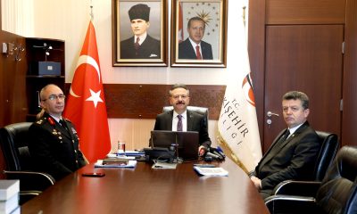 Eskişehir Valisi Hüseyin Aksoy, güvenlik değerlendirme toplantısı düzenledi