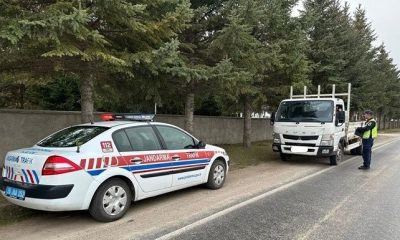 Jandarma ekiplerince 645 sürücüye 1 milyon 498 bin 259 TL para cezası kesildi
