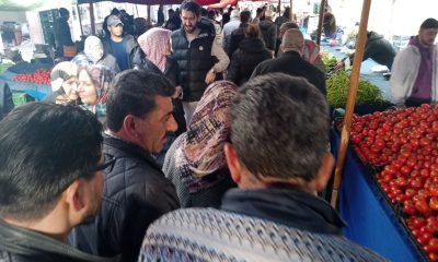 Semt pazarlarında Ramazan yoğunluğu