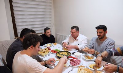 ÖZKAN ALP Öğrenci Evinde Sahur Yaptı