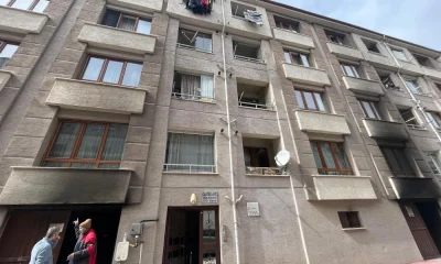 Yangında kullanılamaz hale gelen 3 bloklu apartman tahliye ediliyor