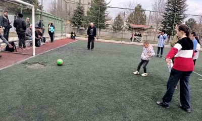 Müdür Kasapoğlu, down sendromlu gençlerle buluştu