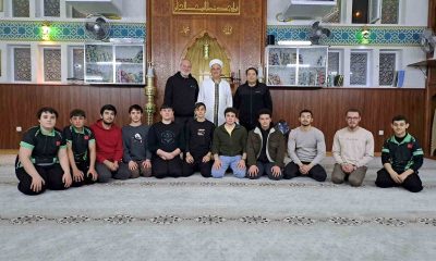 Genç sporcular teravih namazında buluştu