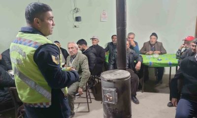 Aslanapa’da jandarmadan vatandaşlara trafik eğitimi