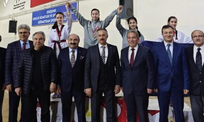 Okul sporlarında bir okul 3 birincilik