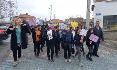 Günyüzü’nde minikler kötü alışkanlıklara karşı yürüdü