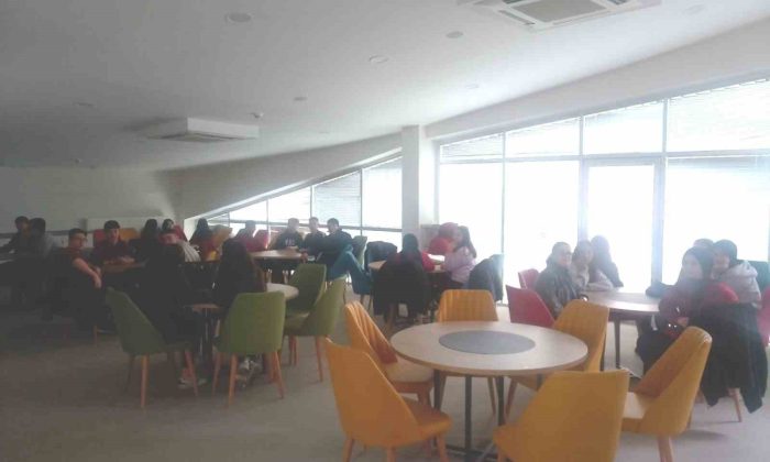 Anadolu Lisesinde Almanca konuşma etkinliği