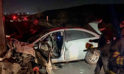 Eskişehir’de feci kaza: 190 kilometre hızla direğe çarpan otomobilin sürücüsü hayatını kaybetti