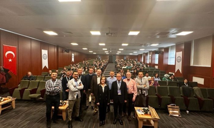 Kütahya’da İnteraktif Pediatrik Acil Sempozyumu