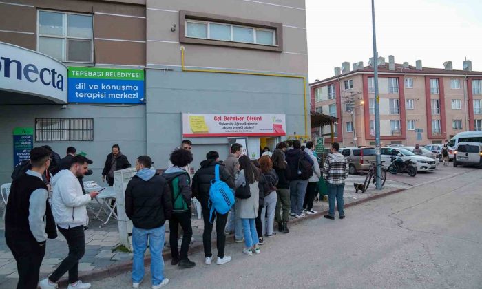 Öğrencilere yemek desteği Ramazan’da da devam ediyor