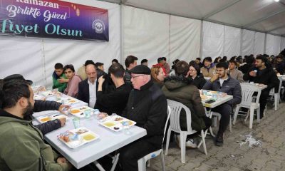 Başkan Kurt ilk iftarını Büyükdere Mahallesi’ndeki iftar çadırında yaptı