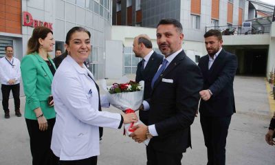 Yüzügüllü sağlık çalışanlarının 14 Mart Tıp Bayramı’nı kutladı