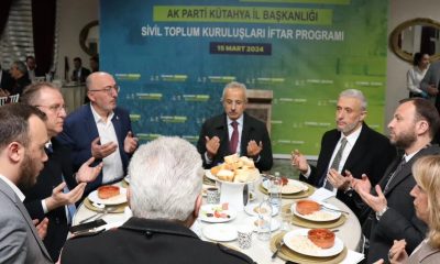 Bakan Uraloğlu, AK Parti Kütahya İl Başkanlığını tarafından düzenlenen iftar programına katıldı