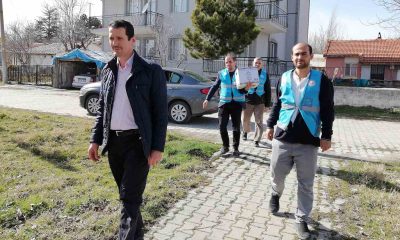 Dumlupınar’da ihtiyaç sahiplerine yardım kolisi dağıtıldı