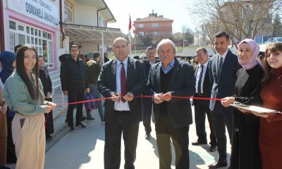 Anaokulu öğrencilerin hazırladığı açık hava sergisi