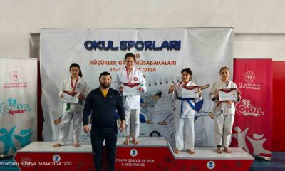 Başarılı sporcu şampiyonluğa imza attı