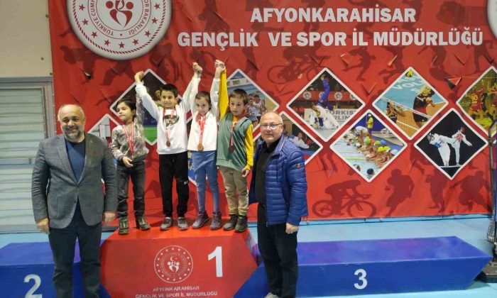 18 Mart Çanakkale Şehitleri Anma Satranç Turnuvası sona erdi