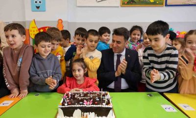 Minik anaokul öğrencisine sürpriz