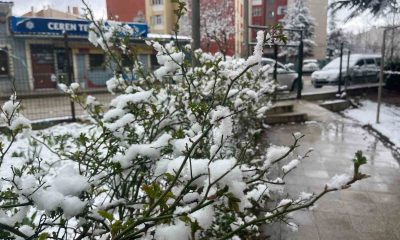 Eskişehir kent merkezinde kar yağışı etkili oldu