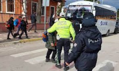 Polis ve jandarmadan okul çevrelerinde denetim