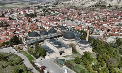 Yüzyıllara meydan okuyan Seyyit Battal Gazi Külliyesi havadan görüntülendi