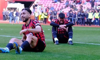 Bal Ligi’nden çıkamayan Eskişehirsporlu futbolcular gözyaşlarına hakim olamadı