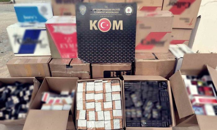 Polis 5 bin 150 paket kaçak sigara ve makaron ele geçirdi