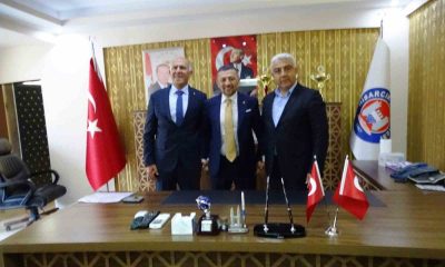Hisarcık Belediyesinde devir teslim töreni düzenlendi