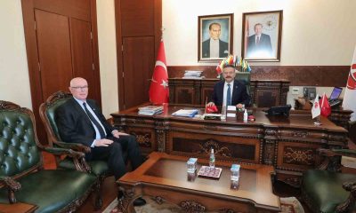 Kazım Kurt ilk resmi ziyaretini Eskişehir Valisi Hüseyin Aksoy’a yaptı