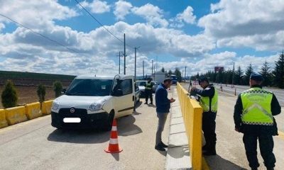 Jandarma 2 bin 212 sürücüye toplam 5 milyon 179 bin 808 TL para cezası kesti