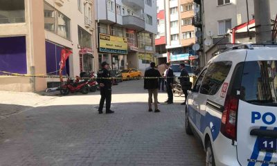 5. kattan düşen genç hayatını kaybetti