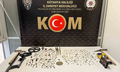 Kütahya’da 417 adet tarihi obje ele geçirildi