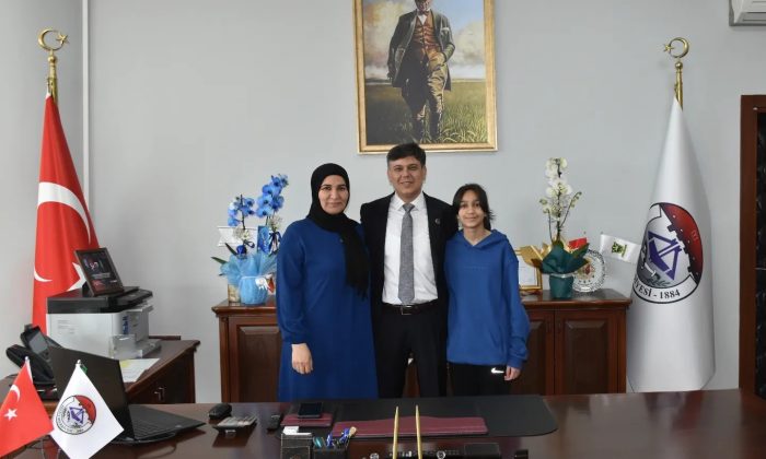 En büyük desteğini kızından aldı