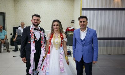 Mutlu günlerinde yalnız bırakmadı