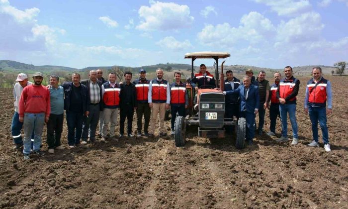 Kütahya’da yüzde 75 hibeli nohut tohumları toprakla buluşuyor