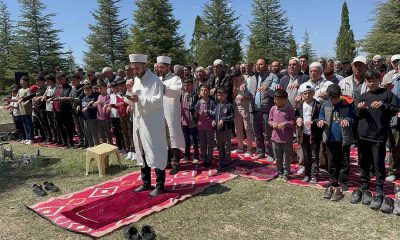 Yağmur duasına çıkıp 4 bin kişilik hayır yaptılar