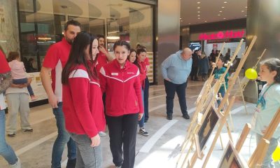 Miniklerin fotoğraf sergisi büyük ilgi gördü