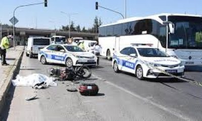 Kamyona arkadan çarpan motosikletin sürücüsü hayatını kaybetti