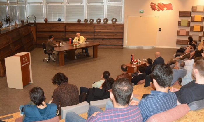 Anadolu Üniversitesi’nde kültür söyleşilerine Prof. Dr. Halil Berktay konuk oldu