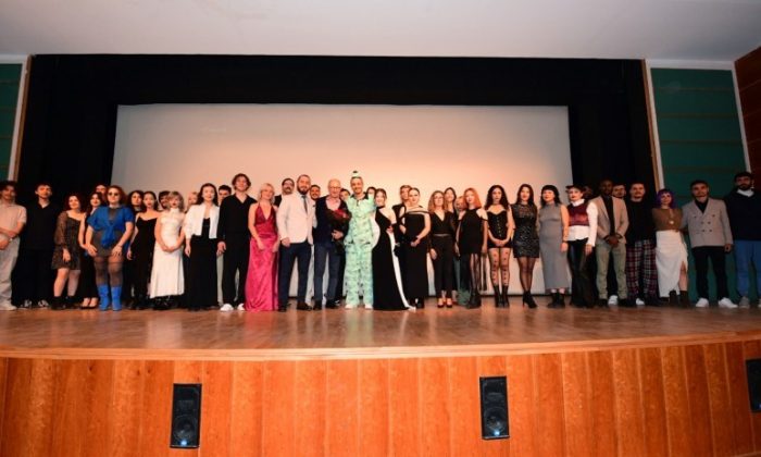 Anadolu Üniversitesi öğrencisinin filmi ‘Farazi’nin ilk gösterimi Sinema Anadolu’da yapıldı