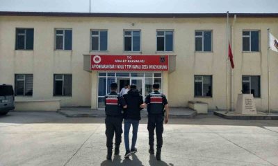 4 yıl 4 ay 15 gün hapis cezası ile aranan şahsı jandarma yakaladı
