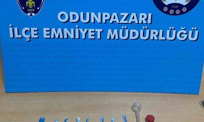 Polis ekiplerinden aranan şahısların yakalanmasına yönelik çalışma