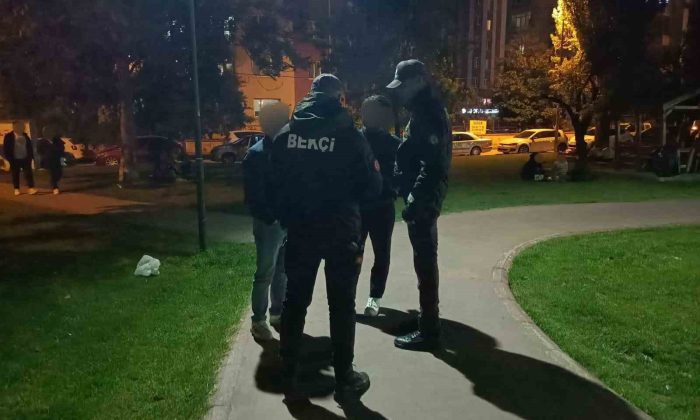 Polis ekiplerinden şüpheli şahıslara yönelik denetim devam ediyor