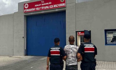 Uyuşturucu kullanmak suçundan aranan şahsı jandarma yakaladı