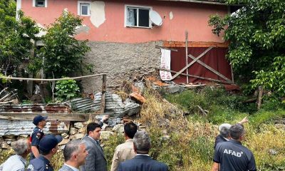 Emet’te heyelan nedeniyle yıkılması gereken binalar yerinde incelendi