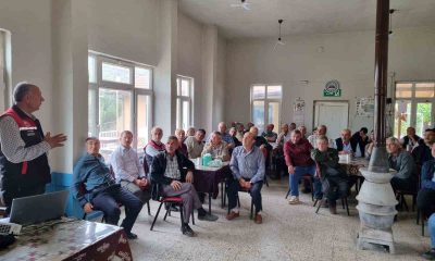 Eskişehir’de yaprağı yenen sebzelerde kalıntıyla mücadele eğitimi sürüyor